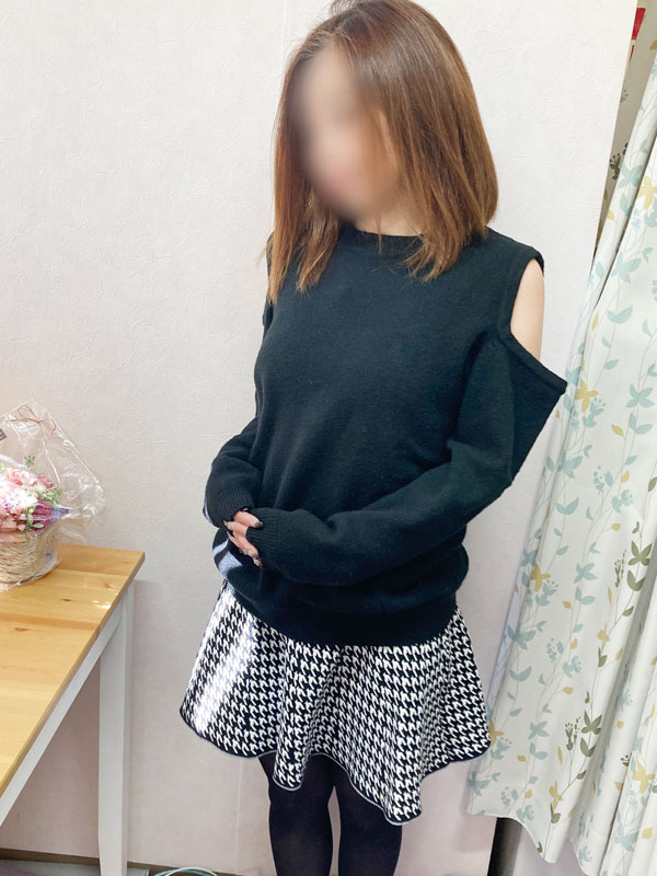 平塚人妻デリヘル【熟女の風俗最終章 平塚店】夢見　ちり