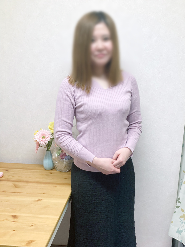 平塚人妻デリヘル【熟女の風俗最終章 平塚店】散歩　ちい