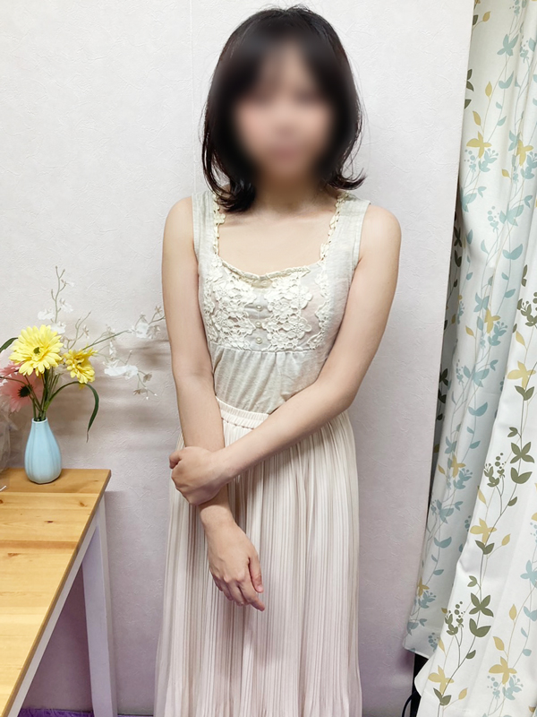 平塚人妻デリヘル【熟女の風俗最終章 平塚店】豆乳　はるみ