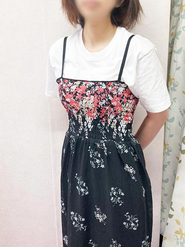 平塚人妻デリヘル【熟女の風俗最終章 平塚店】万能　すい