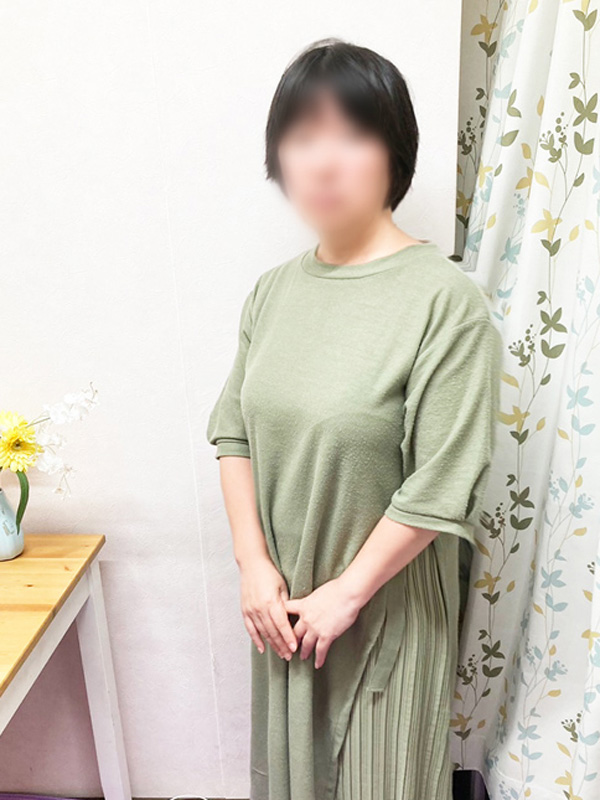 平塚人妻デリヘル【熟女の風俗最終章 平塚店】愛玩　つきみ