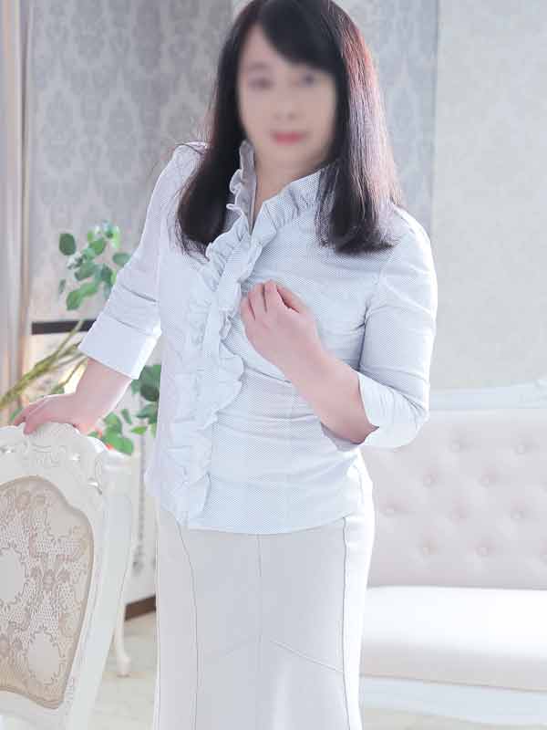 平塚人妻デリヘル【熟女の風俗最終章 平塚店】性院　よしみ