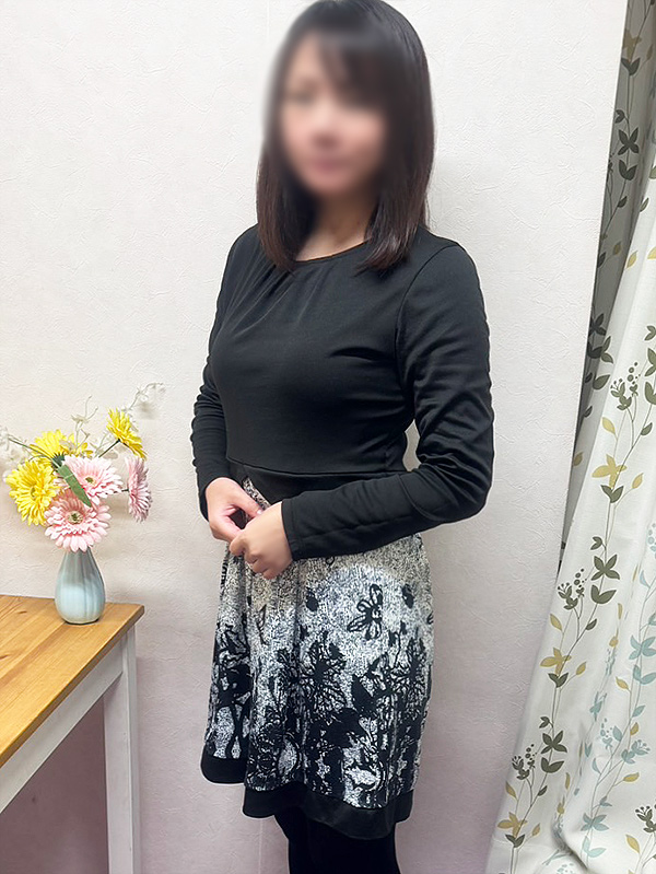 平塚人妻デリヘル【熟女の風俗最終章 平塚店】幸運　よつば