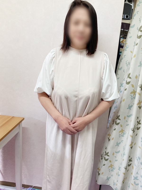 平塚人妻デリヘル【熟女の風俗最終章 平塚店】詩人　きよか