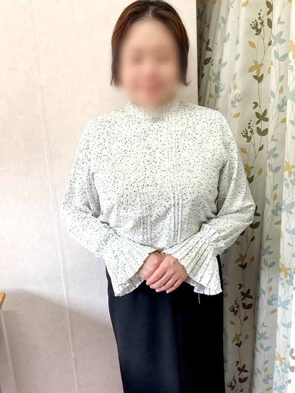 平塚人妻デリヘル【熟女の風俗最終章 平塚店】オカン　いとこ