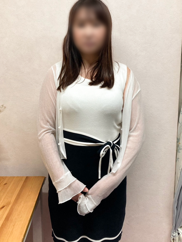 平塚人妻デリヘル【熟女の風俗最終章 平塚店】甘肌　るみ