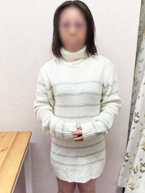 平塚人妻デリヘル【熟女の風俗最終章 平塚店】孔球　ゆあん