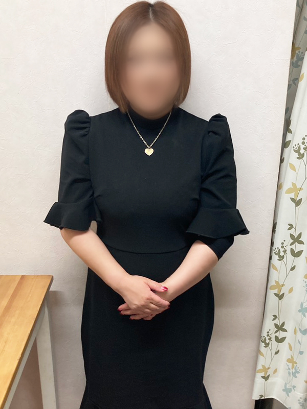 平塚人妻デリヘル【熟女の風俗最終章 平塚店】甜菜　みやび