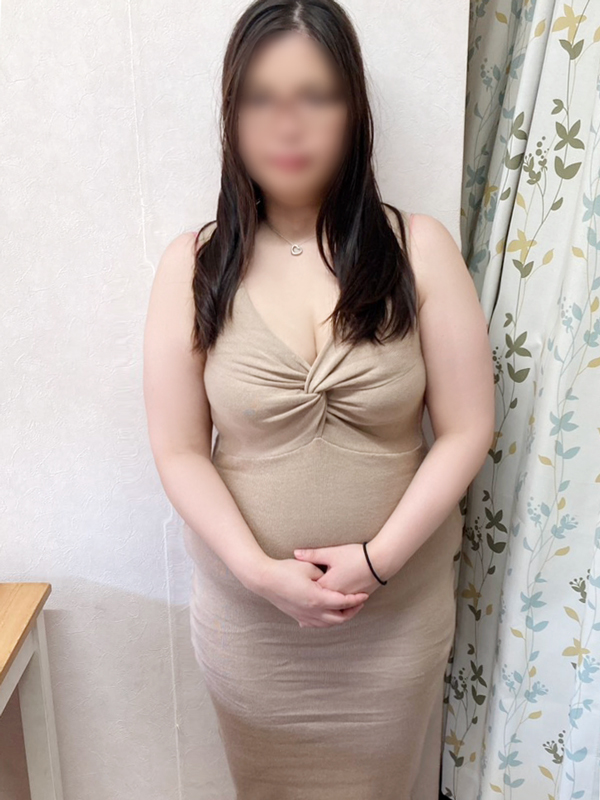 平塚人妻デリヘル【熟女の風俗最終章 平塚店】色香　みおん